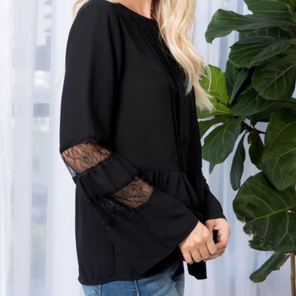 BLACK Lace detailed Blouse - Picture 3 of 7